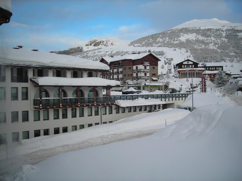 Torre Dell'Orologio Apartment Sestriere Exterior photo